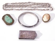 Mixed Lot: 925 stamped chain, a Dutch metal money clip, carved cameo shell brooch, a Chinese clip,