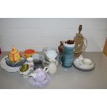 MIXED LOT OF MODERN CERAMICS, CUPS, SAUCERS, TEA POT, PLUS A FURTHER MODERN CLOISONNE VASE, SMALL