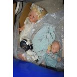 COLLECTION OF VINTAGE DOLLS TO INCLUDE CELLULOID EXAMPLES AND COSTUME DOLLS