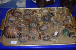 COLLECTION OF WADE WHIMSIES AND WADE TORTOISES