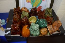 LARGE COLLECTION OF 20TH CENTURY POTTERY MONEY BOXES AND COVERED JARS FORMED AS OWLS TO INCLUDE