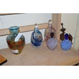 COLLECTION OF FOUR ART GLASS SCENT BOTTLES TO INCLUDE EXAMPLES BY ANDREW SANDERS AND A FURTHER