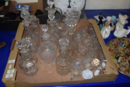 BOX OF MIXED DECANTERS AND DRINKING GLASSES