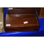 19TH CENTURY MAHOGANY AND INLAID SMALL BOX OF HINGED RECTANGULAR FORM