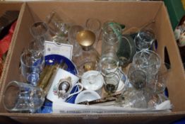 BOX OF MIXED ITEMS TO INCLUDE COPENHAGEN PLATES, DRINKING GLASSES, CAITHNESS VASE ETC