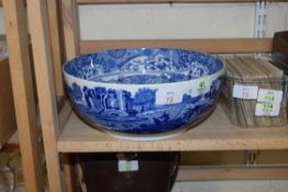 MIXED LOT OF COPELAND SPODE ITALIAN PATTERN BOWL TOGETHER WITH COFFEE CANS AND SAUCERS