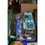 MIXED LOT COMPRISING A SILVER PLATED AND GLASS HORS D'OEUVRES DISH, BOXED CUTLERY, SILVER PLATED