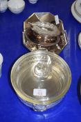 MIXED LOT SILVER PLATED WARES COMPRISING TRAY WITH PRESENTATION INSCRIPTION FROM CHESHIRE COUNTY