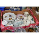 BOX OF CERAMICS TO INCLUDE WEDGWOOD EDME TEA AND TABLE WARES, ROYAL WORCESTER EVESHAM PATTERN FLAN
