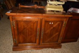 MODERN LIGHT OAK SERVING SIDEBOARD WITH FOLDING TOP