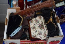 MIXED LOT COMPRISING VARIOUS PURSES AND HANDBAGS PLUS SMALL PARASOLS ETC