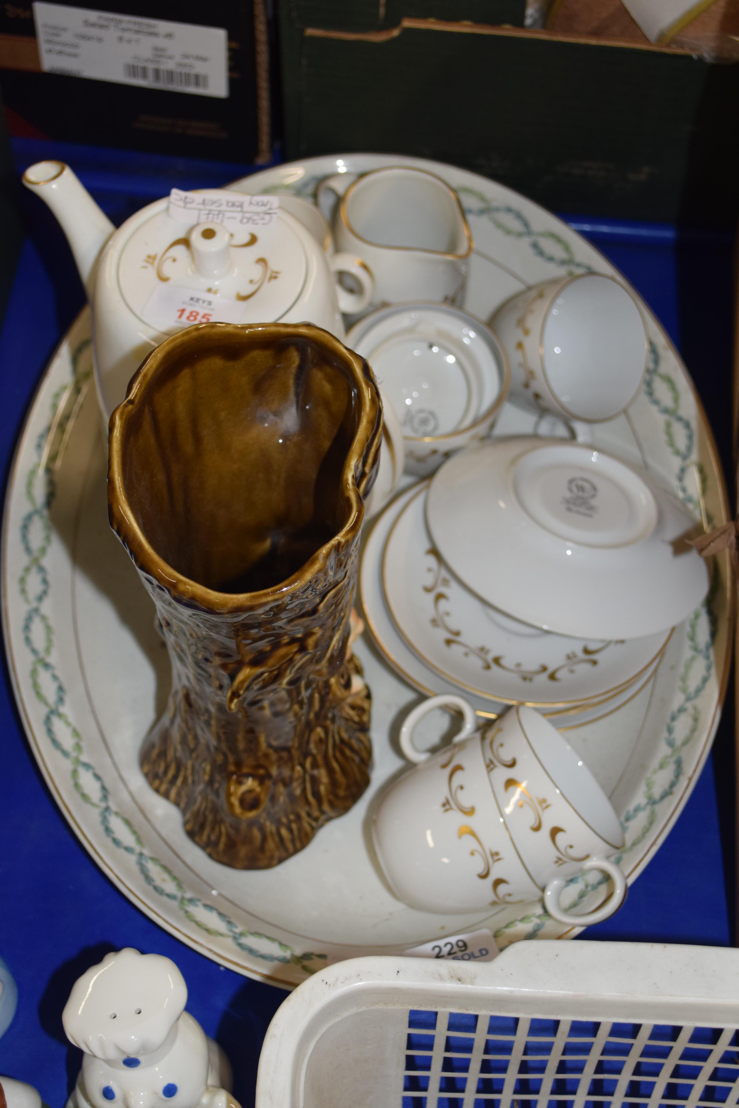 QTY OF ROYAL WORCESTER VETONA PATTERN COFFEE WARES PLUS FURTHER MEAT PLATES AND A SILVAC VASE