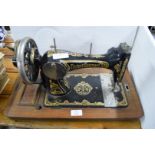 VINTAGE FRISTER & ROSSMAN SEWING MACHINE