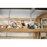 COLLECTION OF SMALL CAT ORNAMENTS TO INCLUDE MIKE HINTON EXAMPLES, WADE WHIMSIES ETC