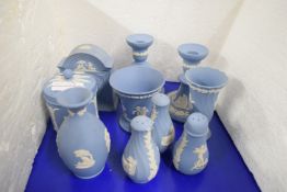 QTY OF VARIOUS WEDGWOOD BLUE JASPERWARE ITEMS TO INCLUDE A BEDSIDE CLOCK, PAIR OF CANDLESTICKS,