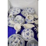 LARGE QTY OF JOHNSON BROS INDIES PATTERN BLUE AND WHITE TABLE WARES