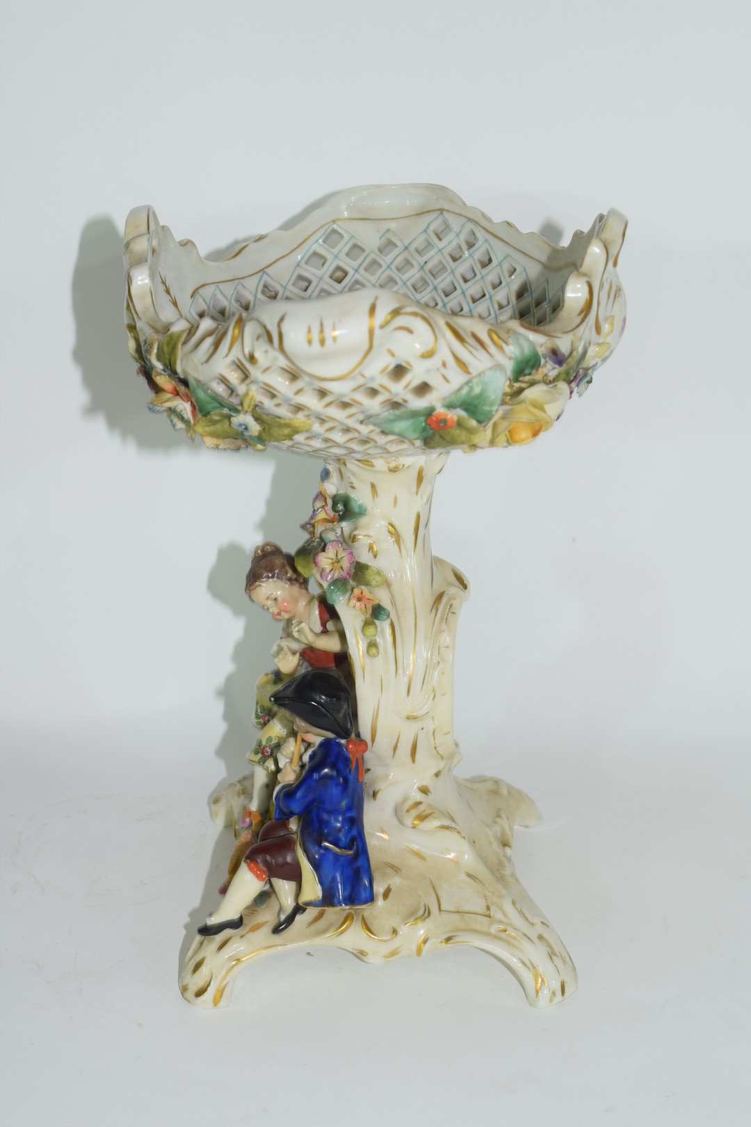 Continental Meissen style porcelain centrepiece - Image 2 of 6
