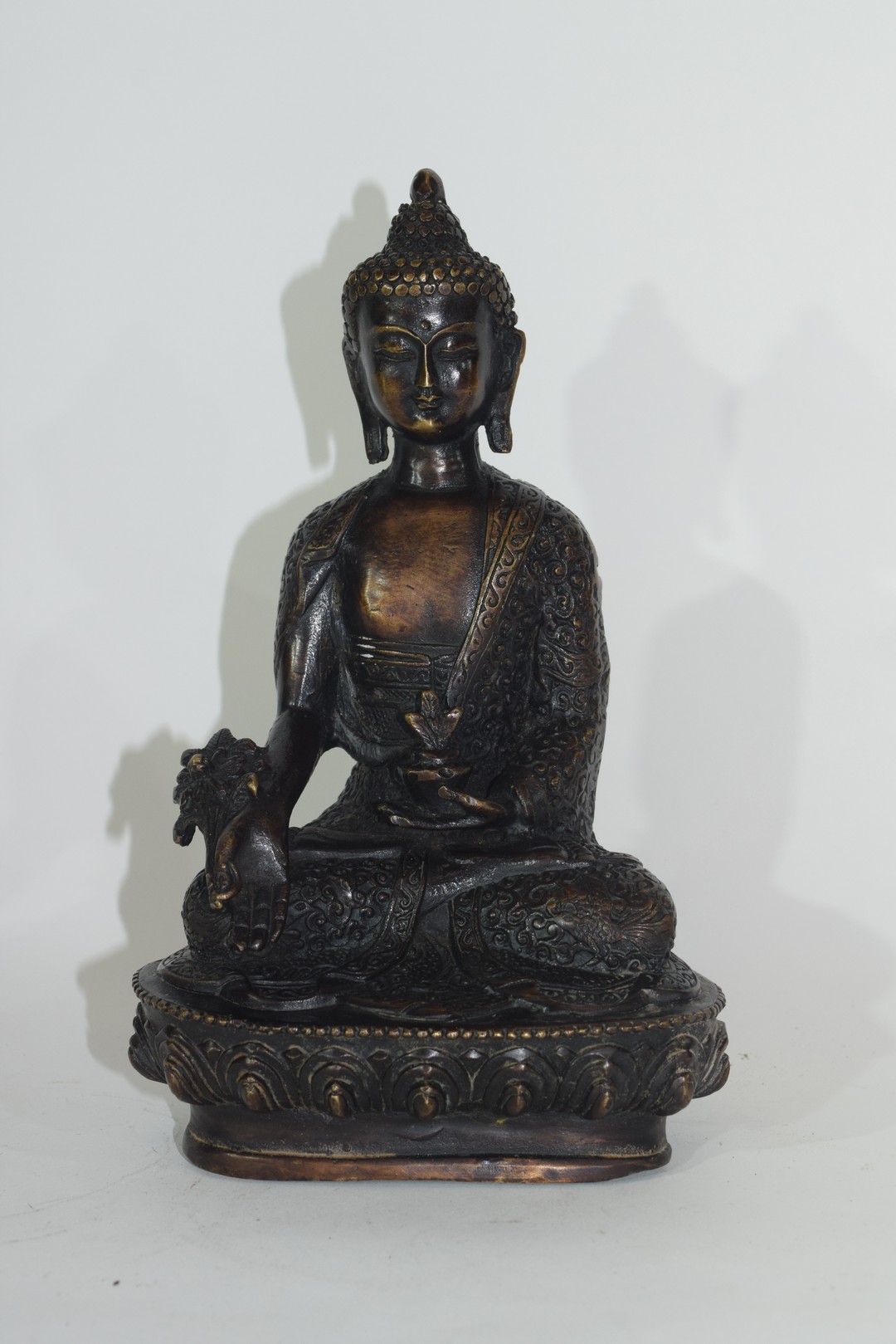 Metal model of a Buddha