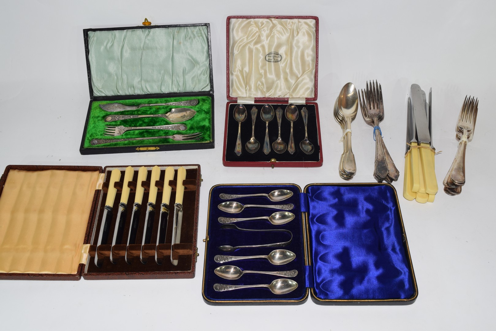 Quantity of silver plated cutlery