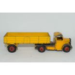 Dinky Supertoy Bedford lorry