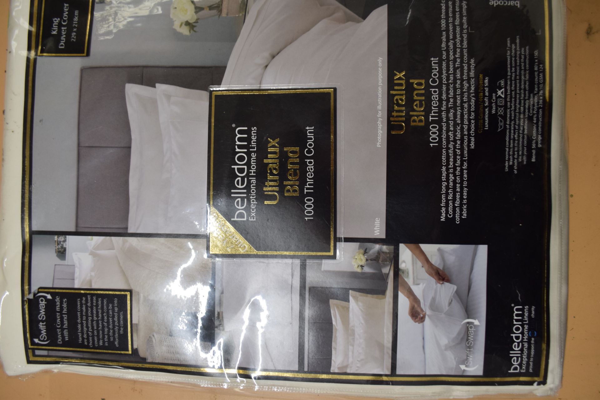 ULTRALUX 1000 THREAD COUNT DUVET COVER SET, KINGSIZE, IVORY - Image 2 of 2