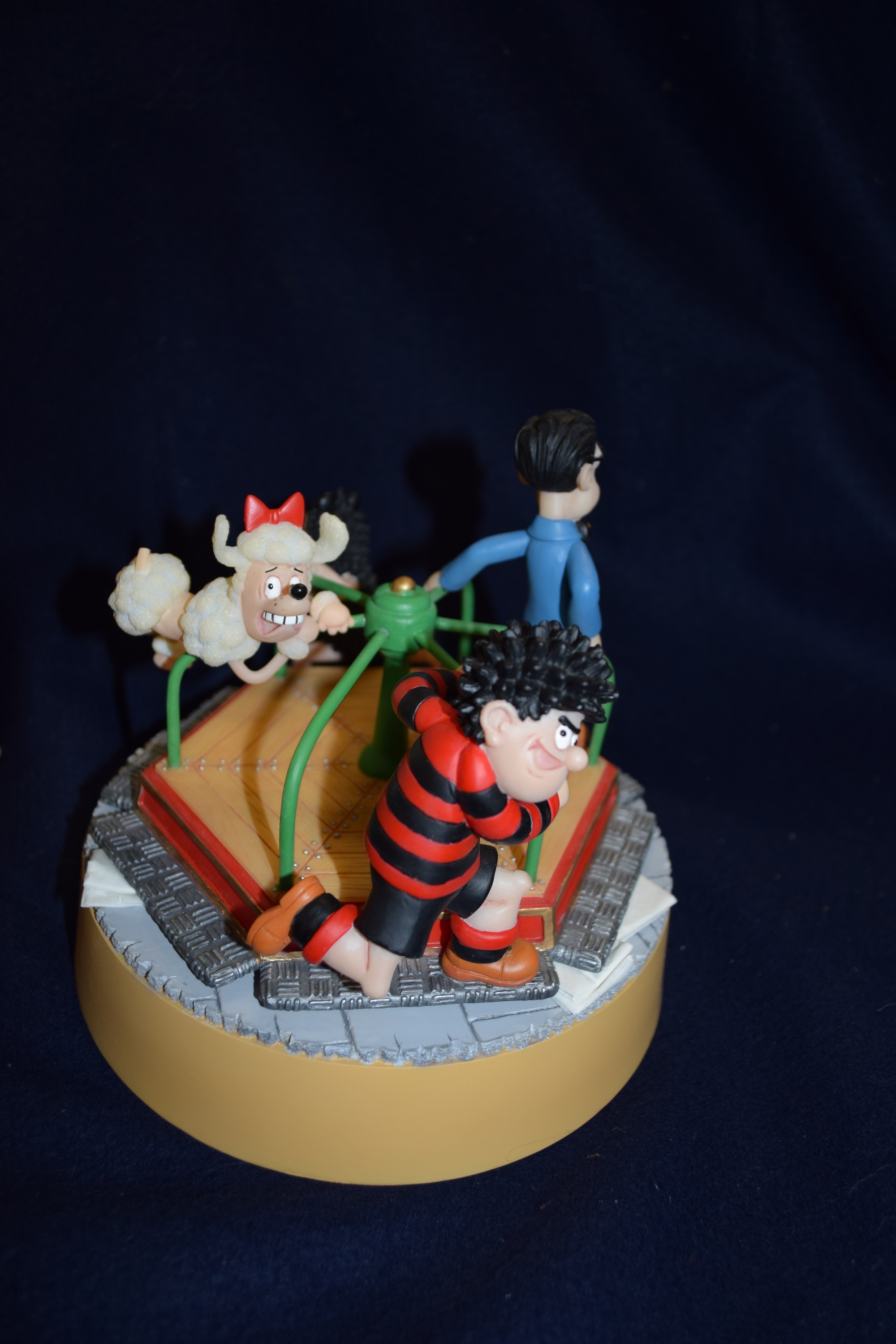 Boxed Robert Harrop Figure, The roundabout rascals, year 2005, Ref BDMB1 Limited ed. of 1000 - Image 2 of 4