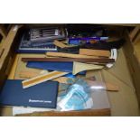 TRAY OF MIXED DRAWING INSTRUMENTS TO INCLUDE FOLDING EBONY RULERS, BRASS MOUNTED FOLDING RULERS,