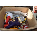 BOX OF CHILDRENS PLASTIC TOYS TO INCLUDE CONSTRUCTION TOOLS