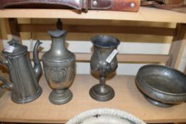 MIXED LOT OF PEWTER WARES COMPRISING A THOMAS OTLEY OF SHEFFIELD COFFEE POT, FLORAL DECORATED JUG,