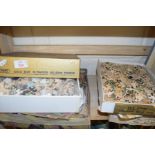 MIXED LOT OF VINTAGE JIGSAW PUZZLES