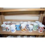 QTY OF DECORATED MUGS AND CUPS TO INCLUDE SADLER AND ROYAL COMMEMORATIVES