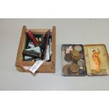 TOOLBOX OF MIXED ITEMS TO INCLUDE VINTAGE NEEDLES, A CIGARETTE TIN CONTAINING COINAGE, THIMBLES ETC