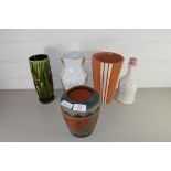 MIXED LOT OF VASES TO INCLUDE SILVAC