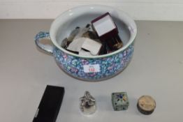 CHAMBER POT CONTAINING MIXED ITEMS TO INCLUDE WRIST WATCHES, WHITE METAL TRINKET BOXES, SMALL BRONZE