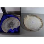 AYNSLEY PLATE COMMEMORATING 1000 YEARS OF ENGLISH MONARCHY TOGETHER WITH A SILVER PLATED SERVING