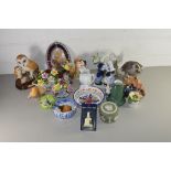 MIXED LOT OF ORNAMENTS TO INCLUDE CROWN STAFFORDSHIRE BLUE TIT, AYNSLEY LITTLE OWL, PLUS VARIOUS