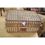 WICKER PICNIC HAMPER, 46CM WIDE