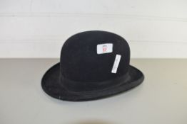 VINTAGE BOWLER HAT BY ALFRED COLE & SONS, CHURCH ST, ENFIELD