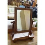 SMALL VICTORIAN SWING DRESSING TABLE MIRROR, MAHOGANY FRAMED, 47CM HIGH