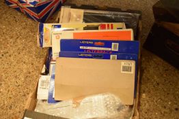 BOX OF AS NEW HARDWARE SUPPLIES TO INCLUDE RANGE OF LETTERBOXES, DOOR HANDLES ETC