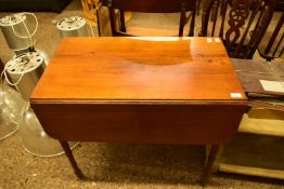 VICTORIAN OAK PEMBROKE TABLE, 81CM WIDE