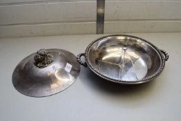 CIRCULAR SILVER PLATED SERVING DISH WITH CENTRAL DIVIDER