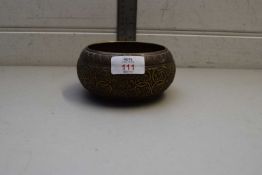 ORIENTAL CAST BRASS BOWL OF CIRCULAR FORM DECORATED WITH FLORAL DETAIL