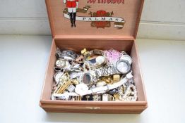 BOX OF VARIOUS WRIST WATCHES