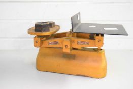 VINTAGE SHOP SCALES AND WEIGHTS