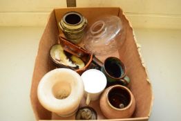 BOX OF MIXED ITEMS TO INCLUDE OIL LAMP FONT, ALABASTER VASE ETC