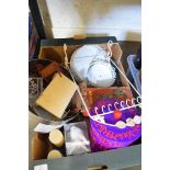 BOX OF MIXED ITEMS TO INCLUDE CAKE STAND, VINTAGE MINCER, TINS, CANDLES ETC