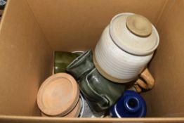 BOX OF MIXED HOUSEHOLD CHINA