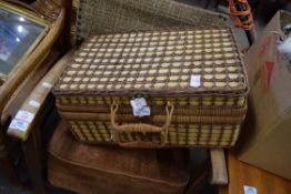 WICKER PICNIC HAMPER, 46CM WIDE