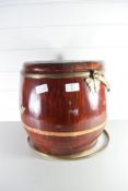 CHINESE LACQUERED COVERED WOODEN BUCKET WITH CARVED DECORATION